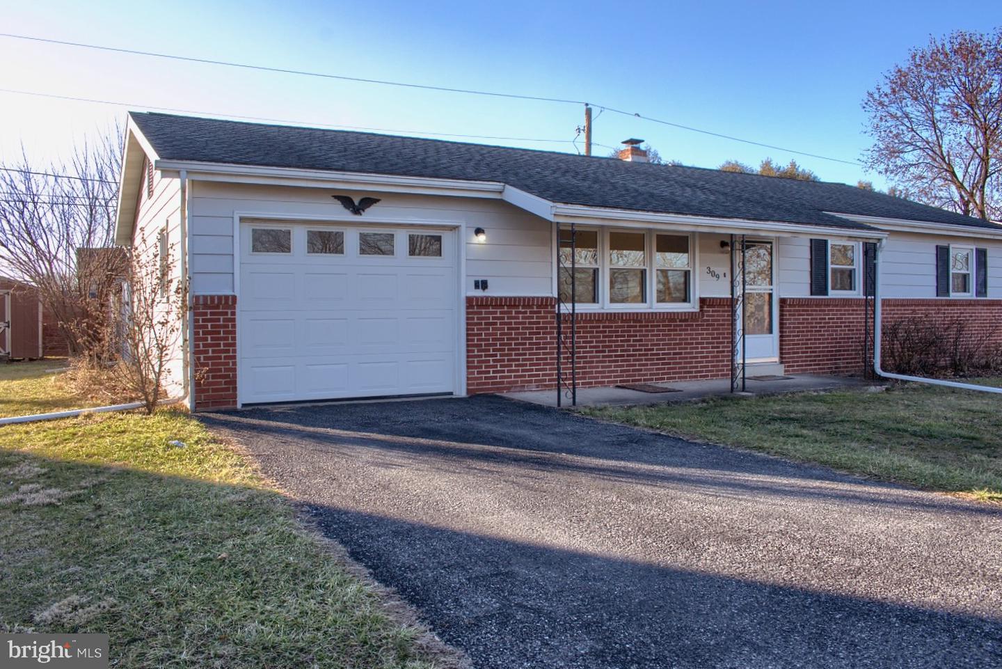 309 3rd Street, Mifflinburg