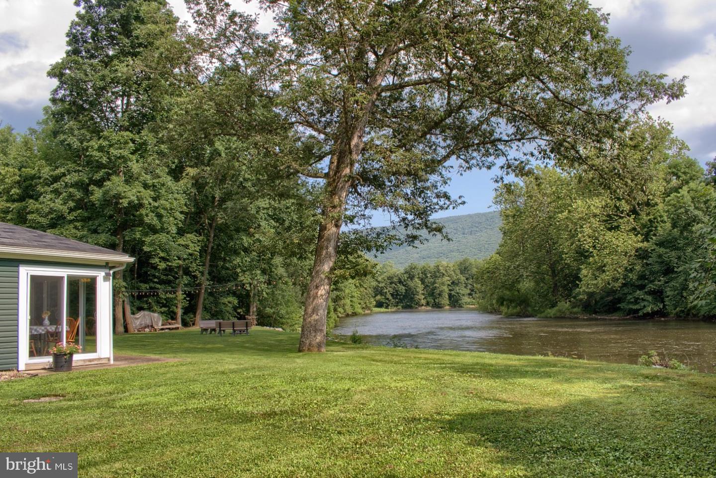 1625 Creek Road, Millmont