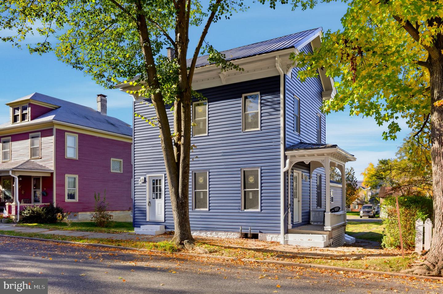 606 Market St