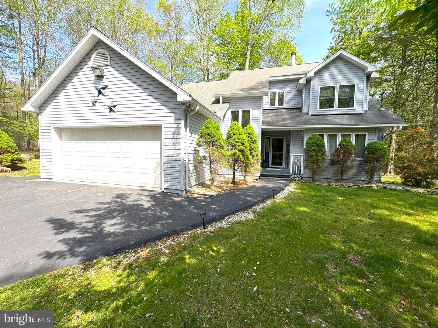 1010 Redlawn Lane, Lake Ariel