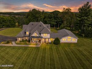 17 Cricket Hill Road