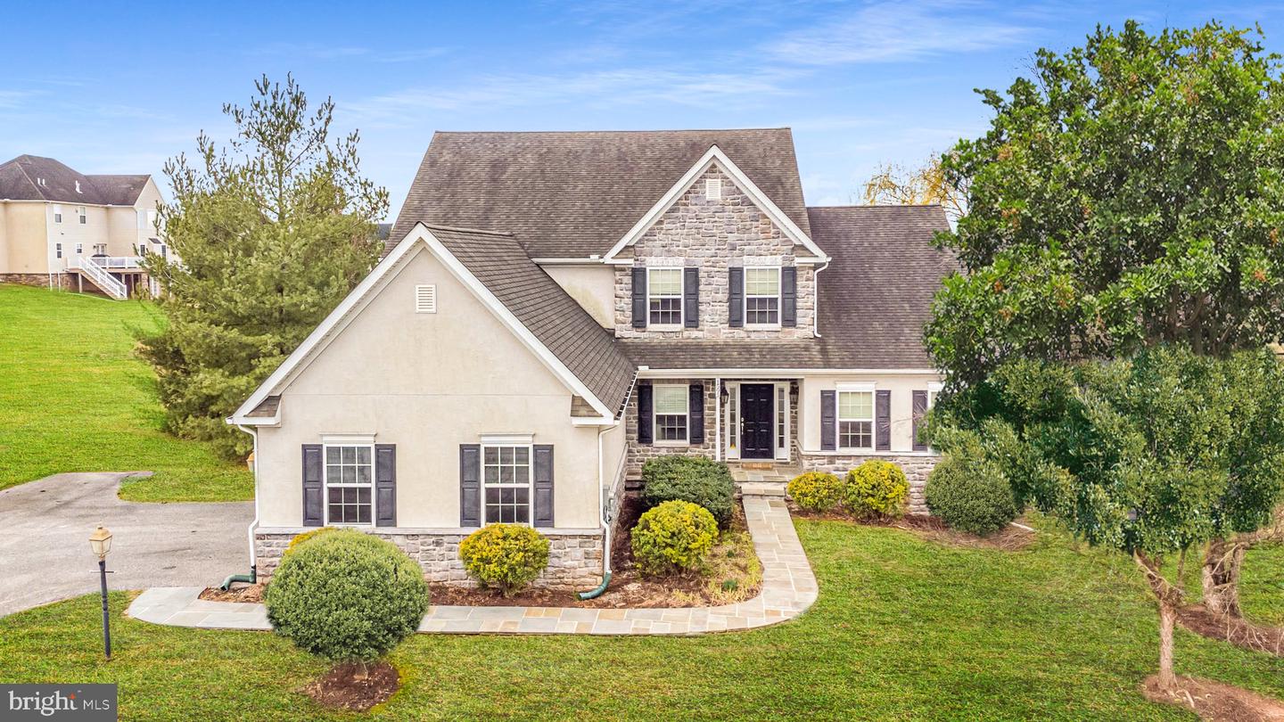 1595 Winsford Lane, York