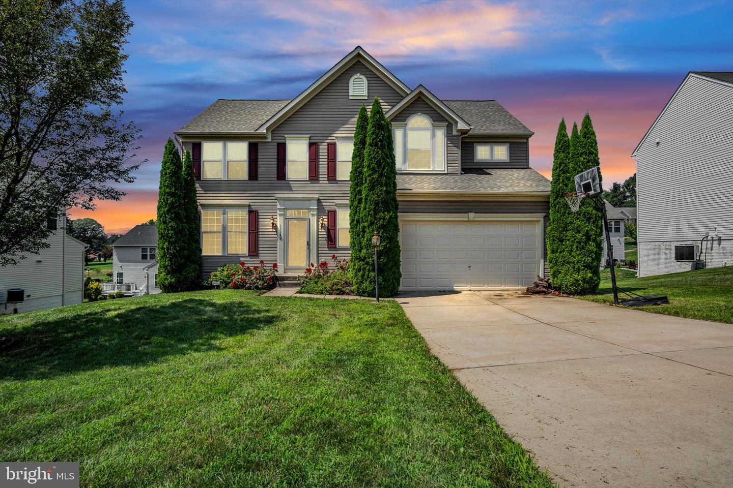 17342 Kennebeck Lane, Shrewsbury