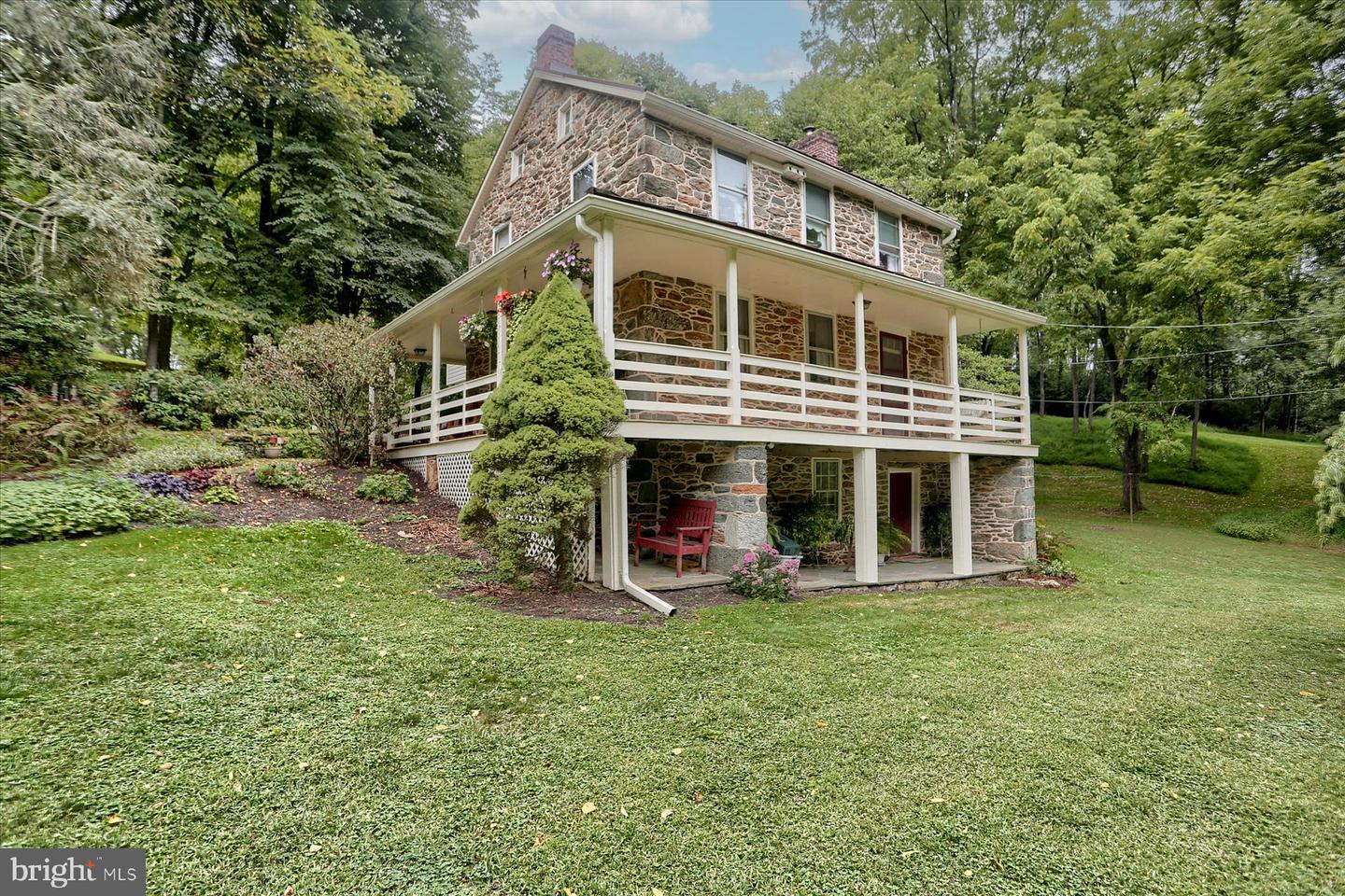 12346 Reservoir Road, Glen Rock