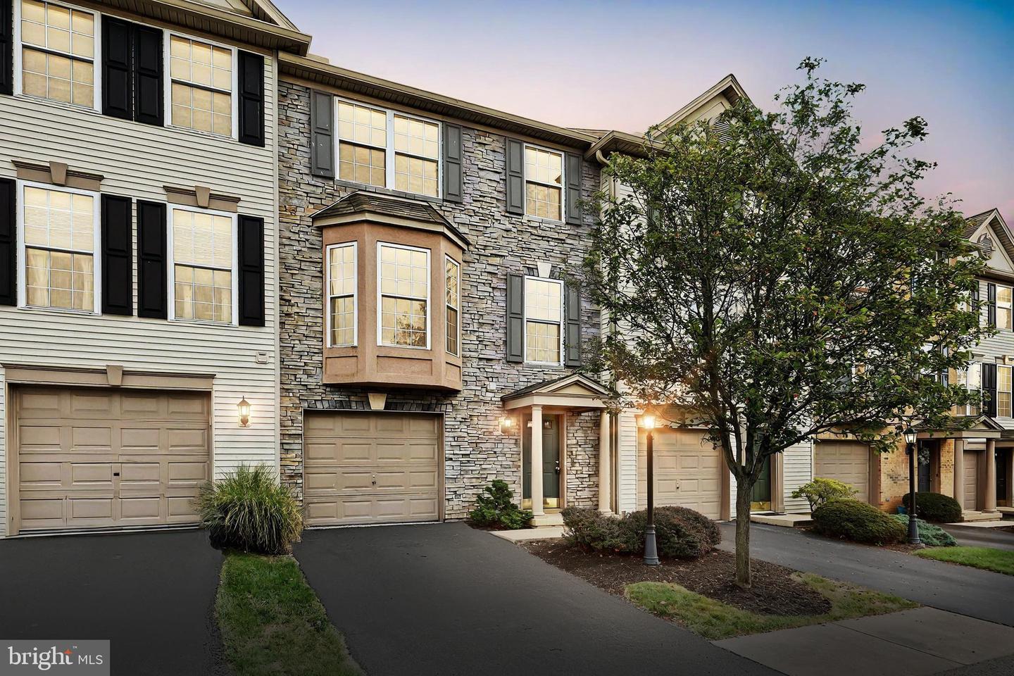 313 Harvest Field, York