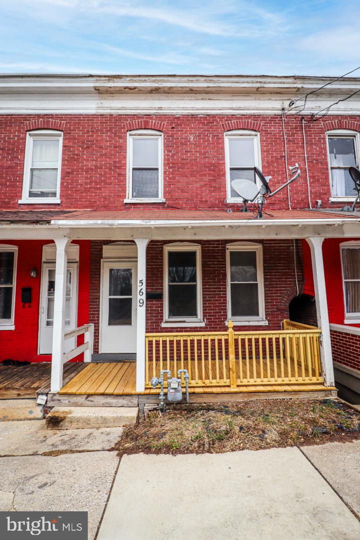 569 Smith Street, York