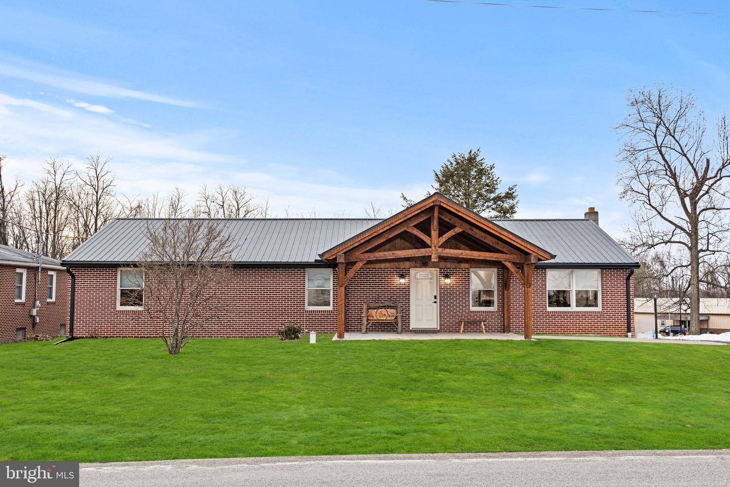 160 Chestnut Grove Road, Dillsburg