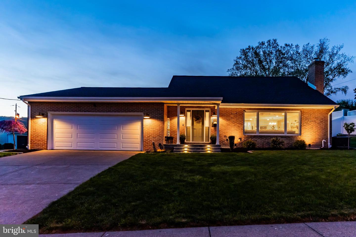 25 Corvair Drive, Dillsburg
