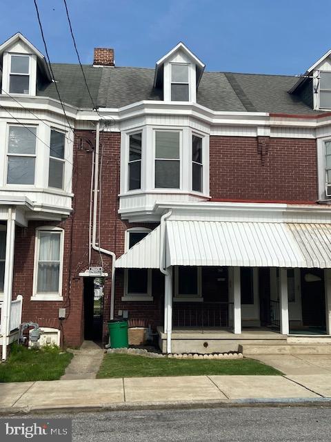 621 Courtland Street, York