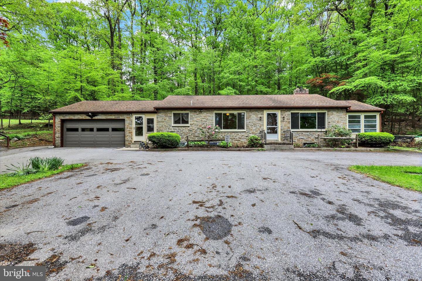 7982 W High Rock Road W, Hanover