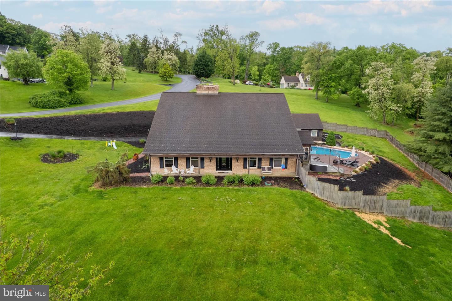 540 Laurel Terrace, York