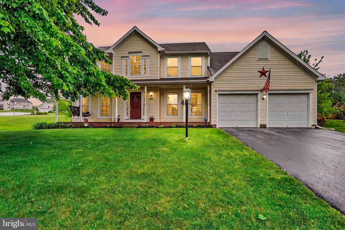 1205 Cranberry Lane W, York