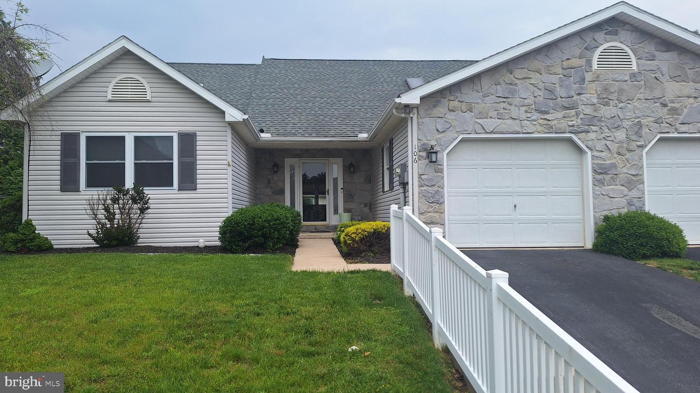 106 Sarah Court, Lewisberry