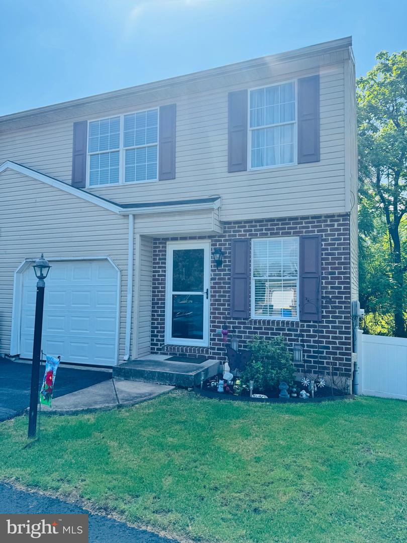 1833 Wyatt Circle, Dover