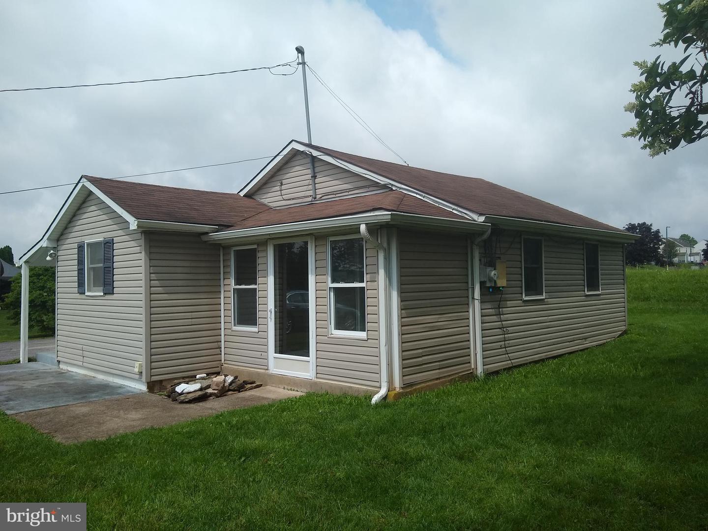 2894 Oakland Road, Dover