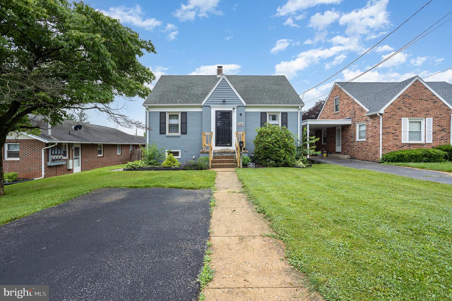 102 N Williams Street, York