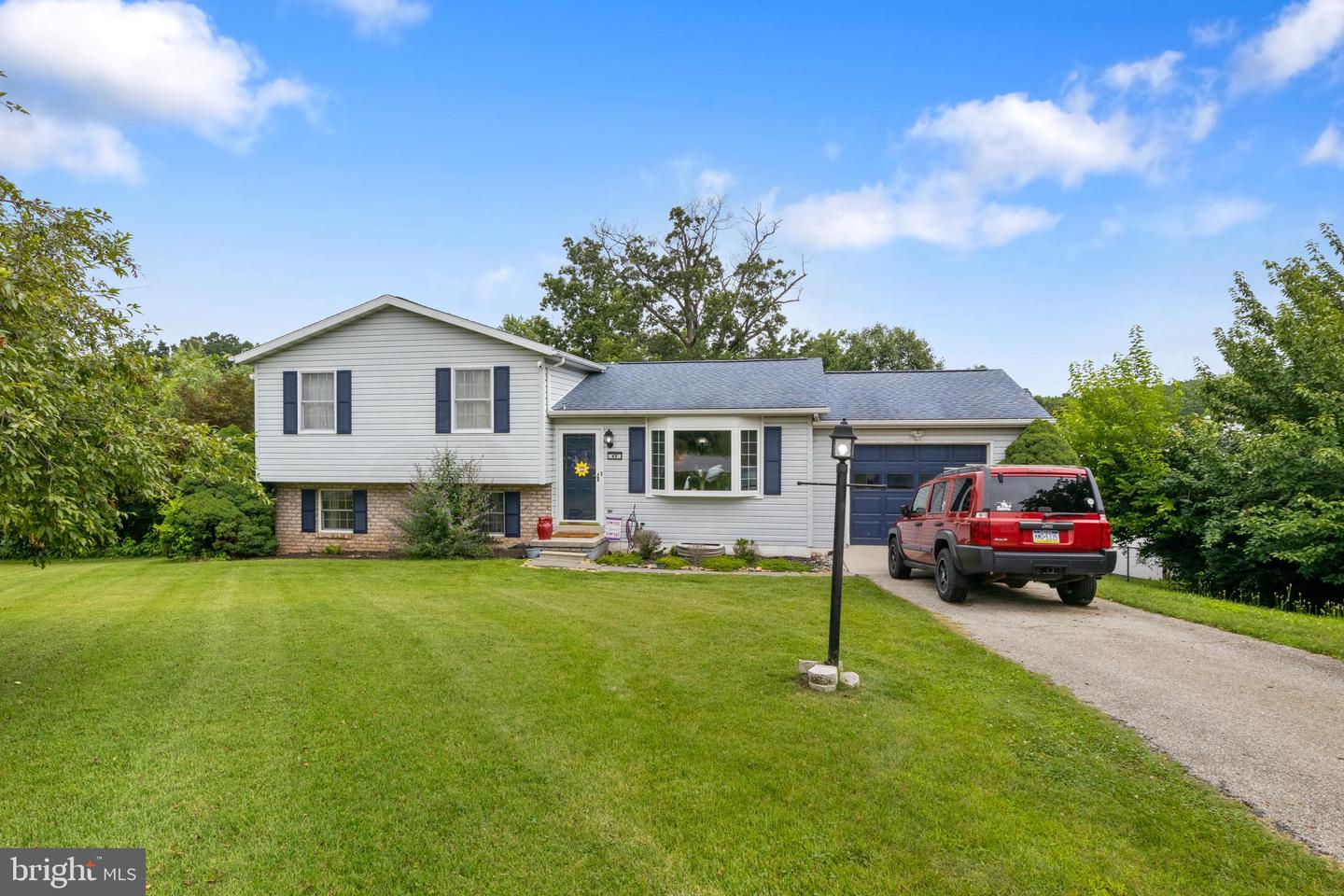 42 Arlene Drive, Hanover