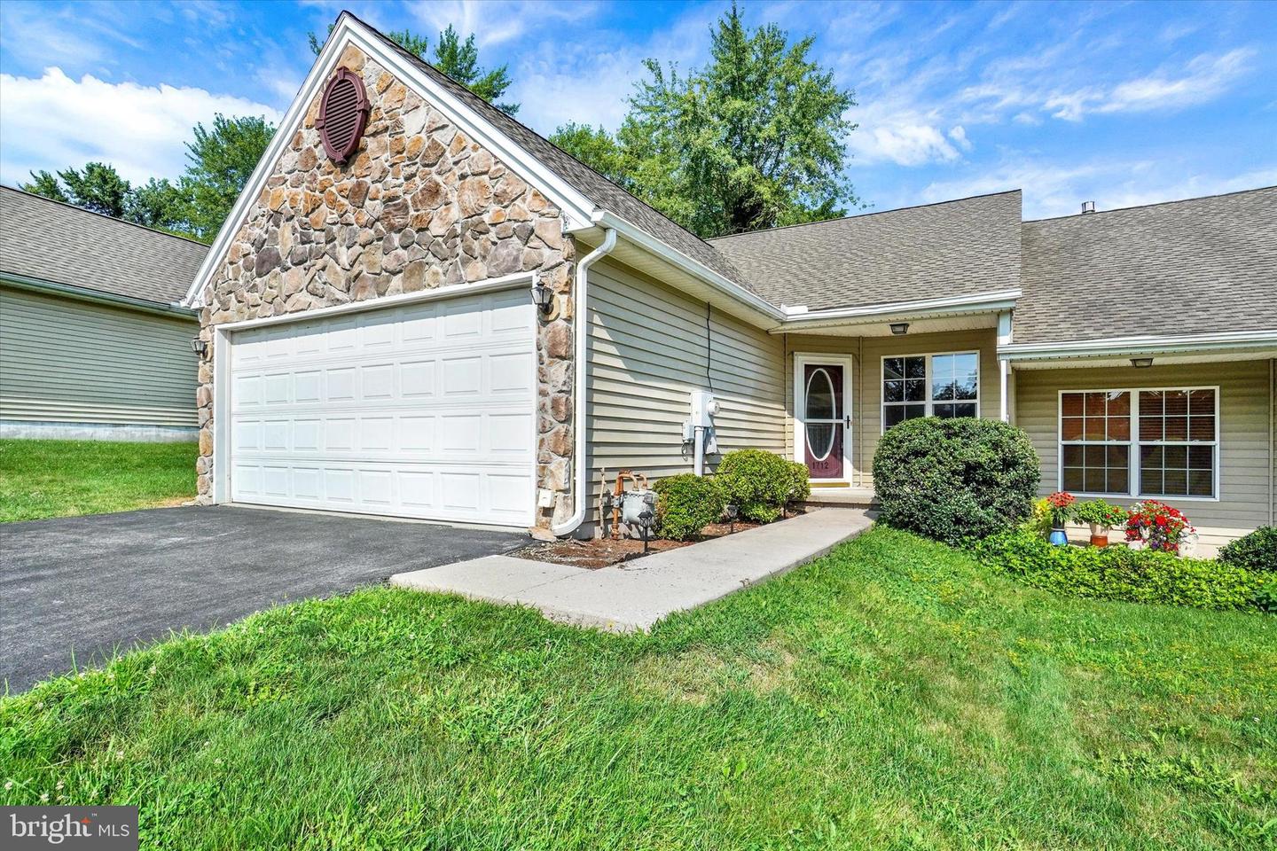 1712 Boxwood Court, Dover