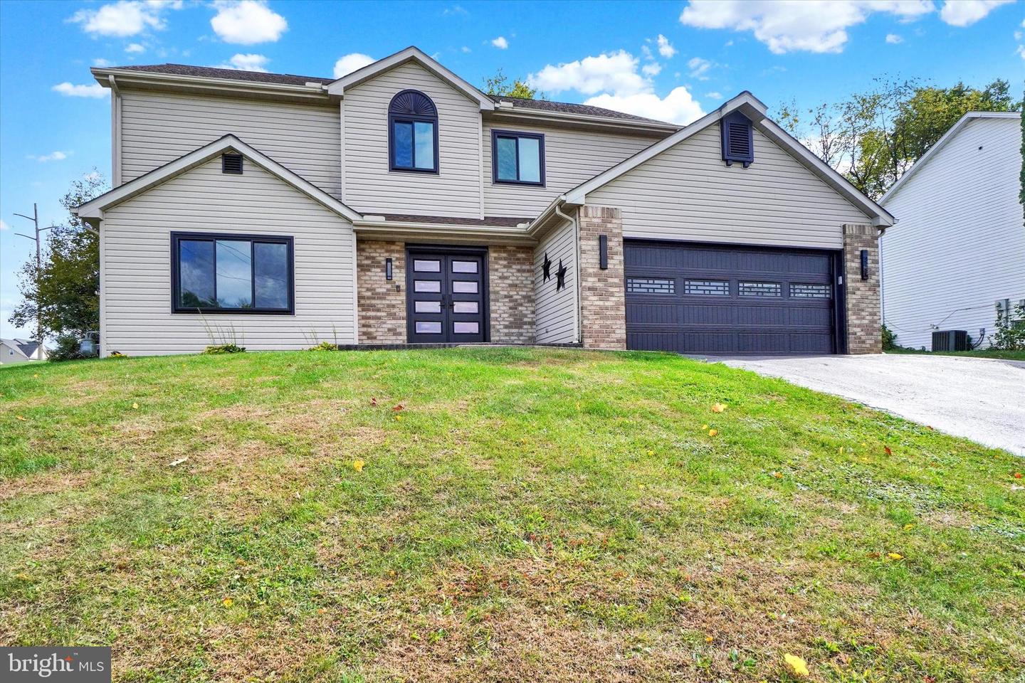306 Mohawk Drive, Red Lion