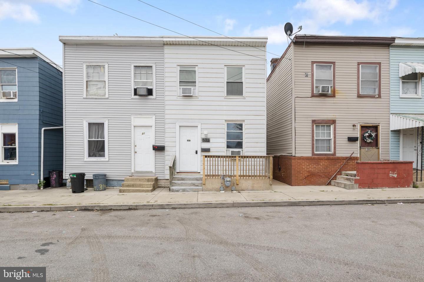 533 Vander Avenue, York