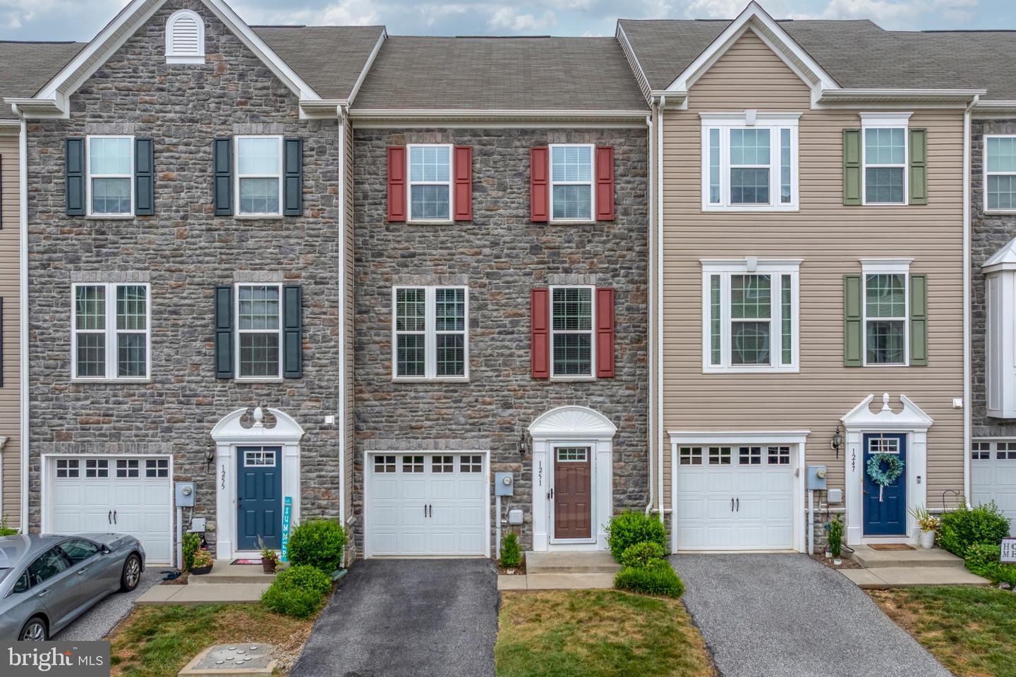 1251 Rannoch Lane #32, York