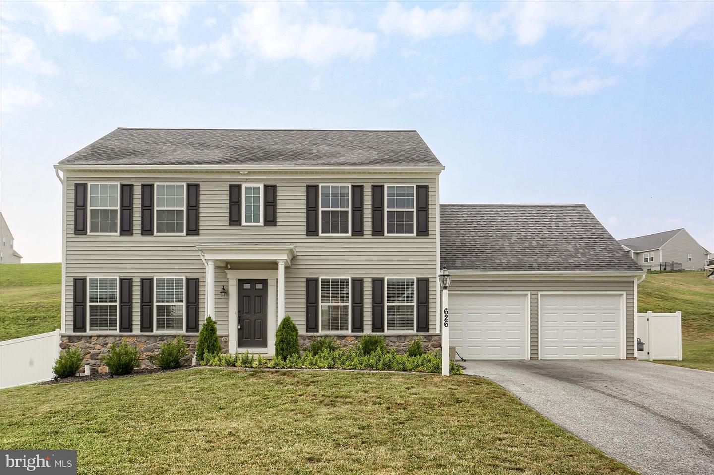 626 Rishel Drive, York