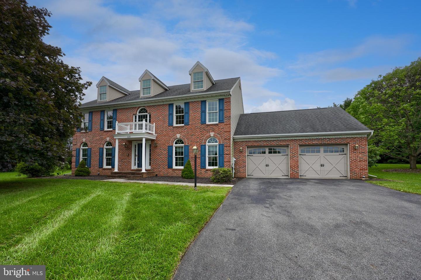 320 Cassidy Way, Shrewsbury