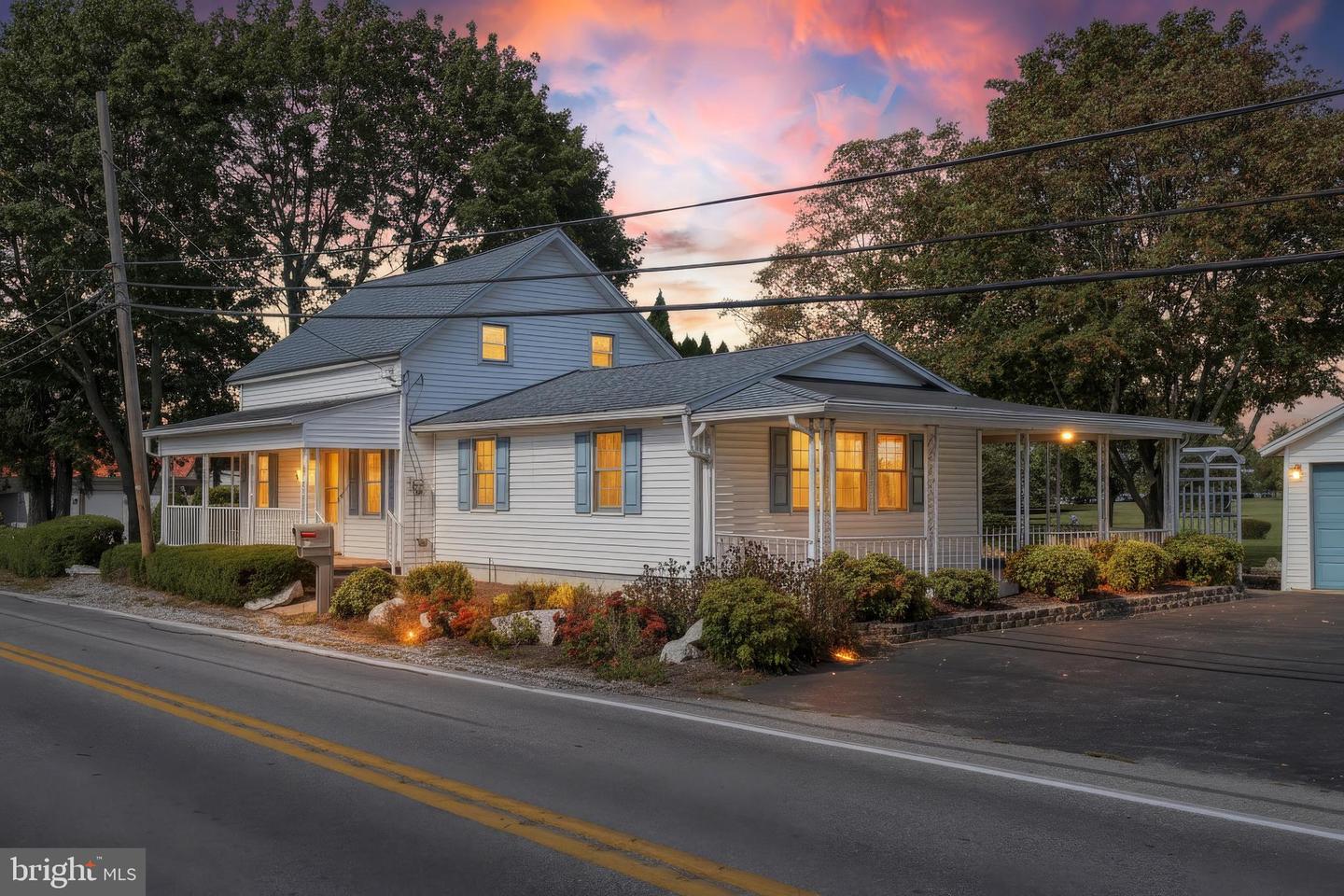 868 Greenbriar Road, York