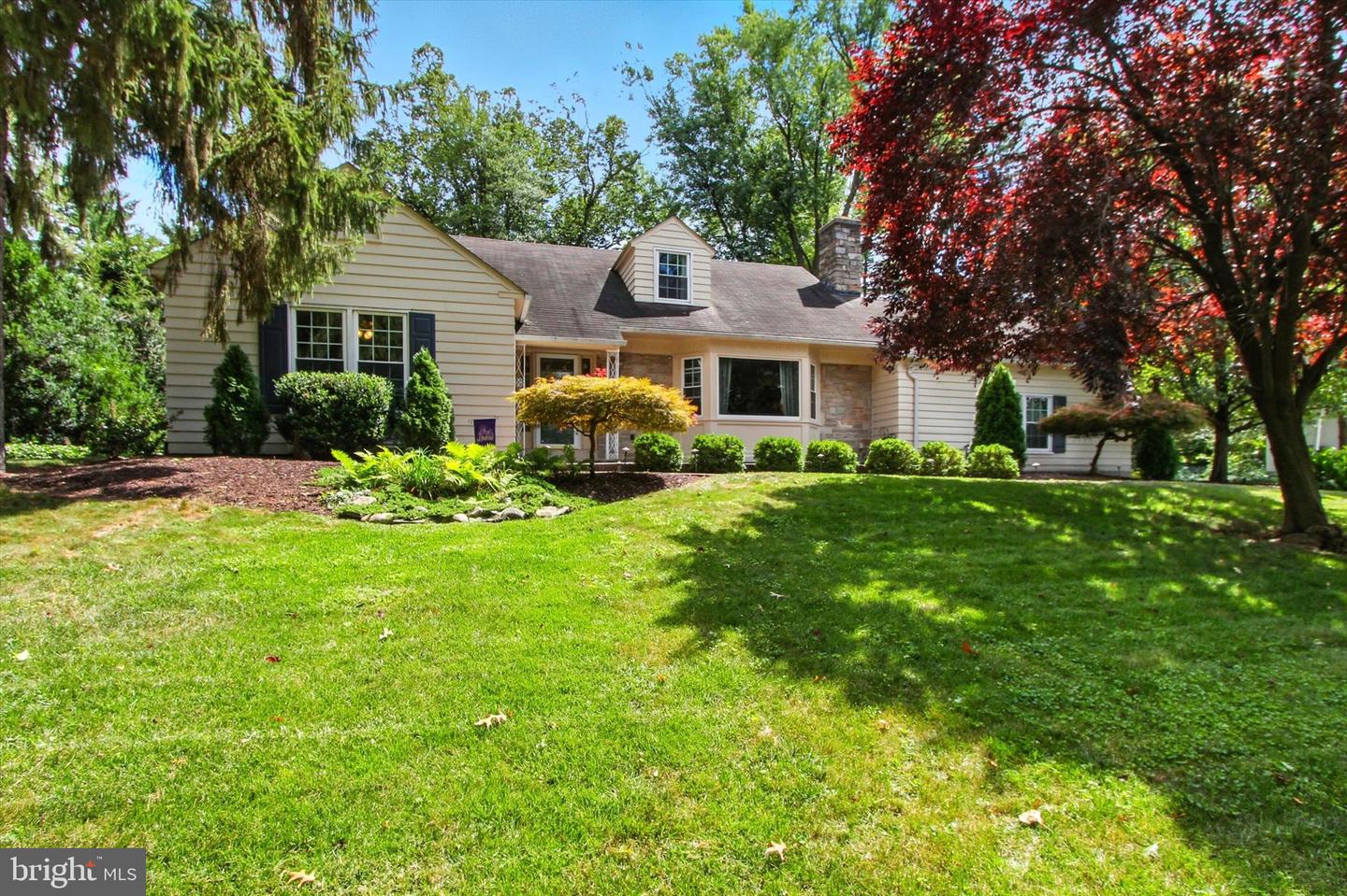 938 Somerset Lane, York