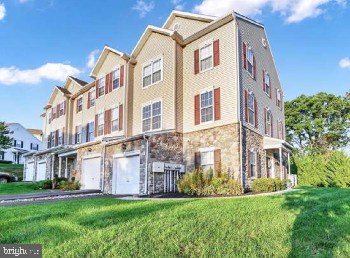 427 Marion Road #427, York