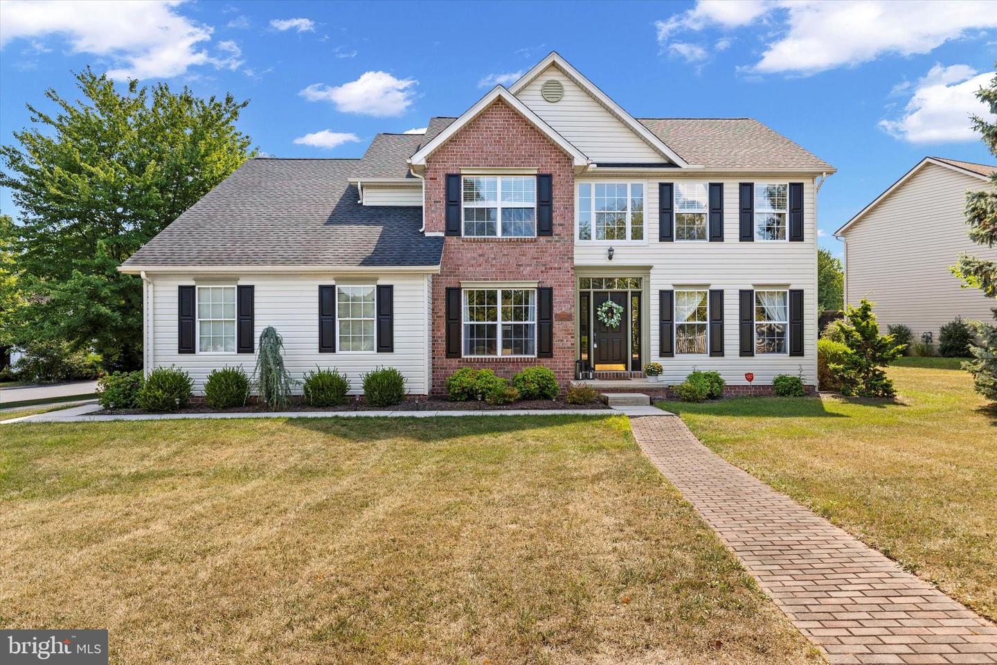 2054 Aslan Drive, York
