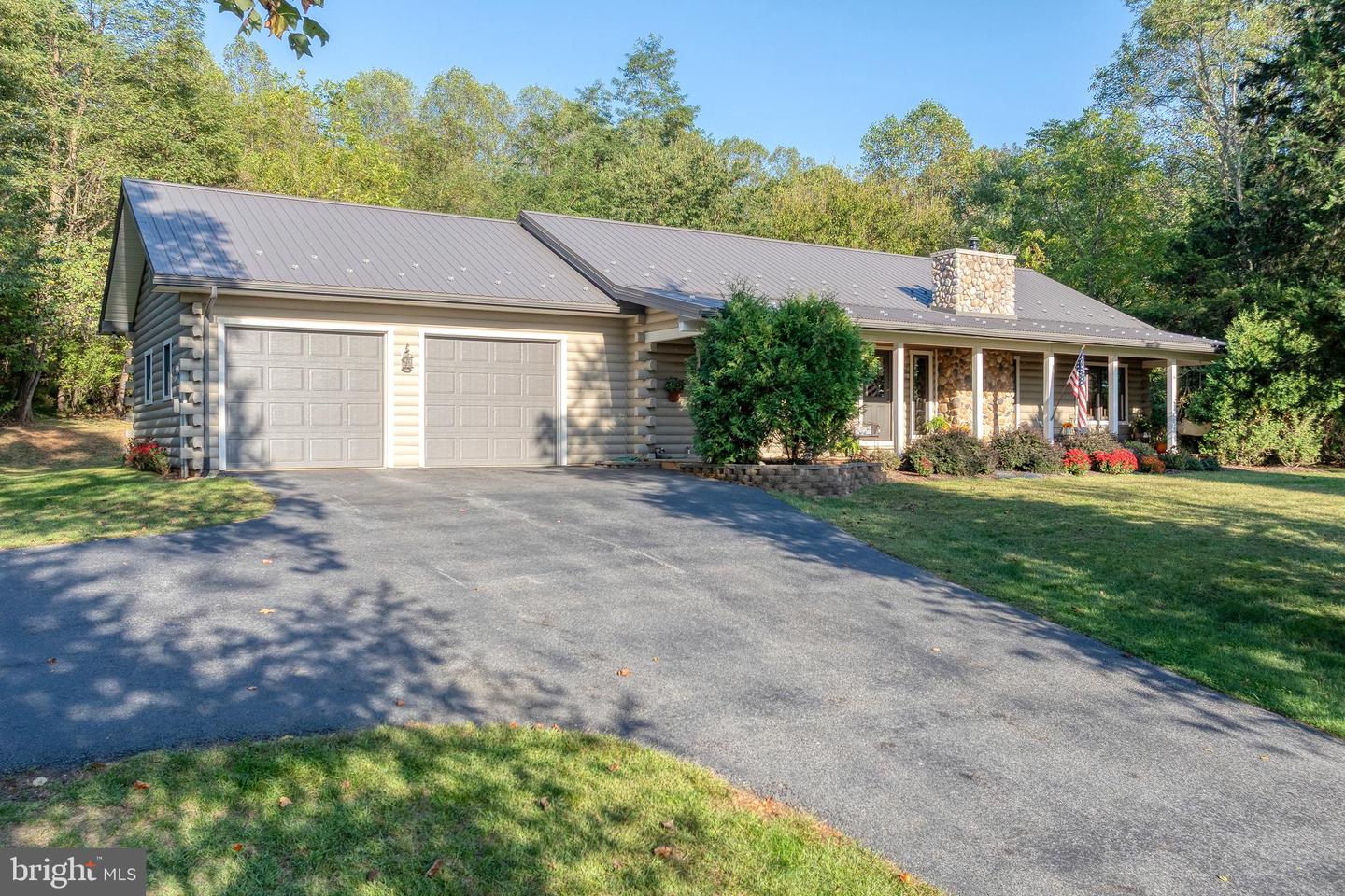 1967 Pinetown Road, Wellsville