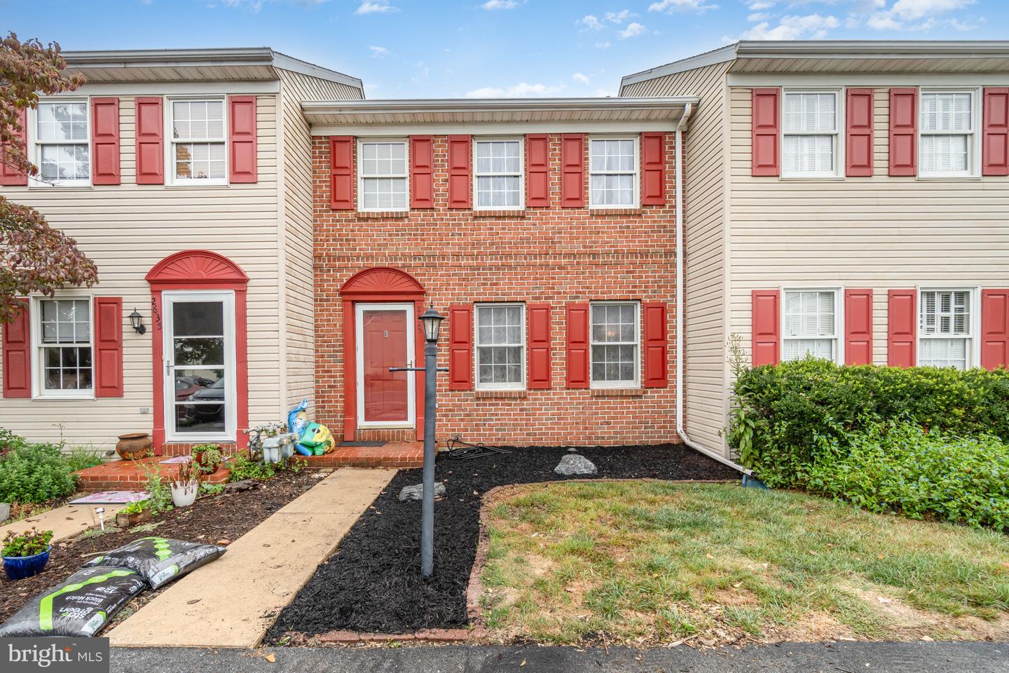 2625 Woodmont Drive, York