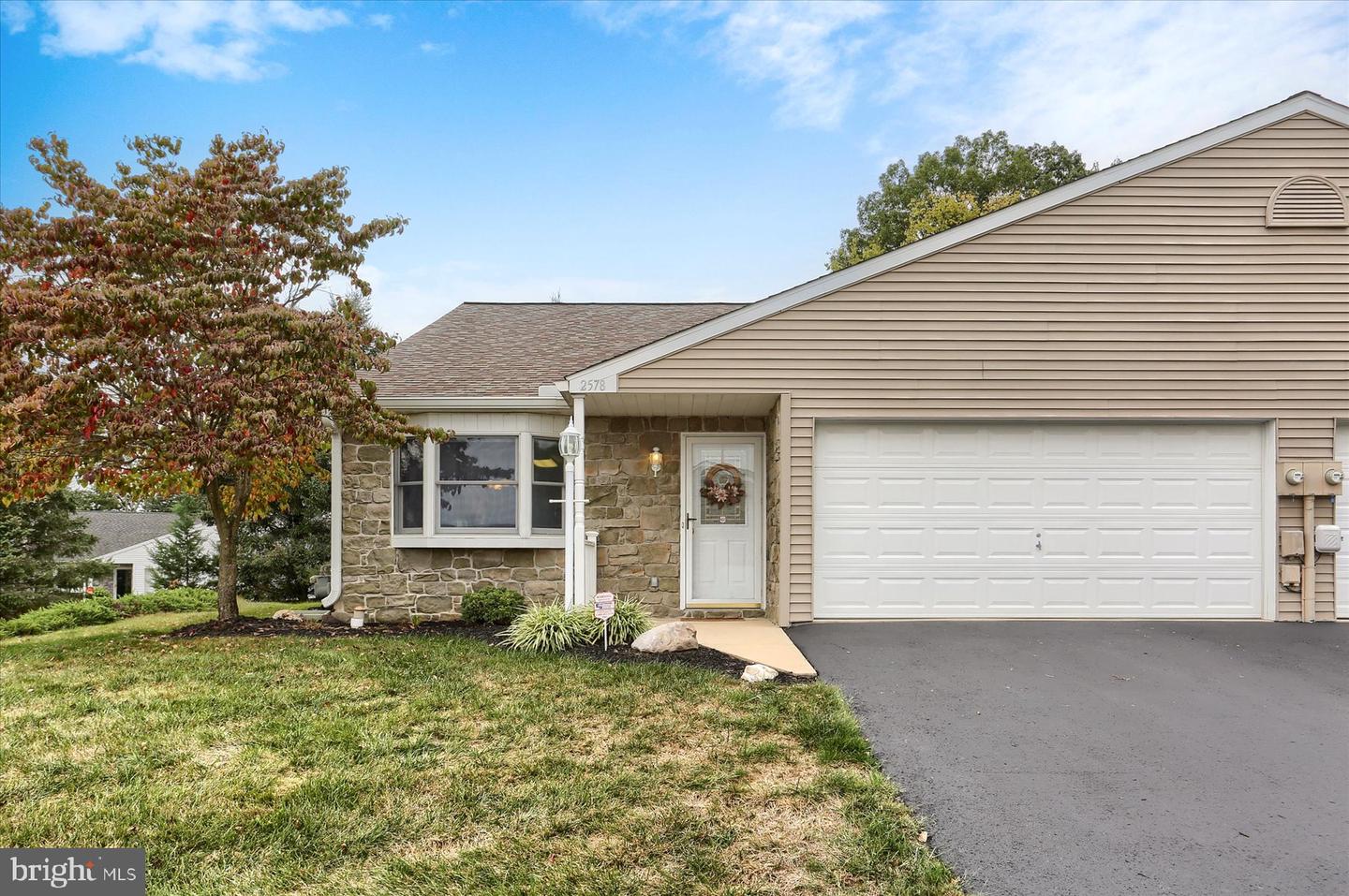 2578 Shagbark Court, York