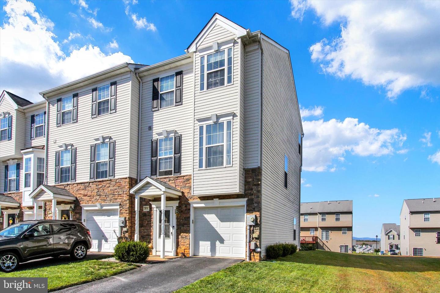 3816 Armory Lane #3816, York
