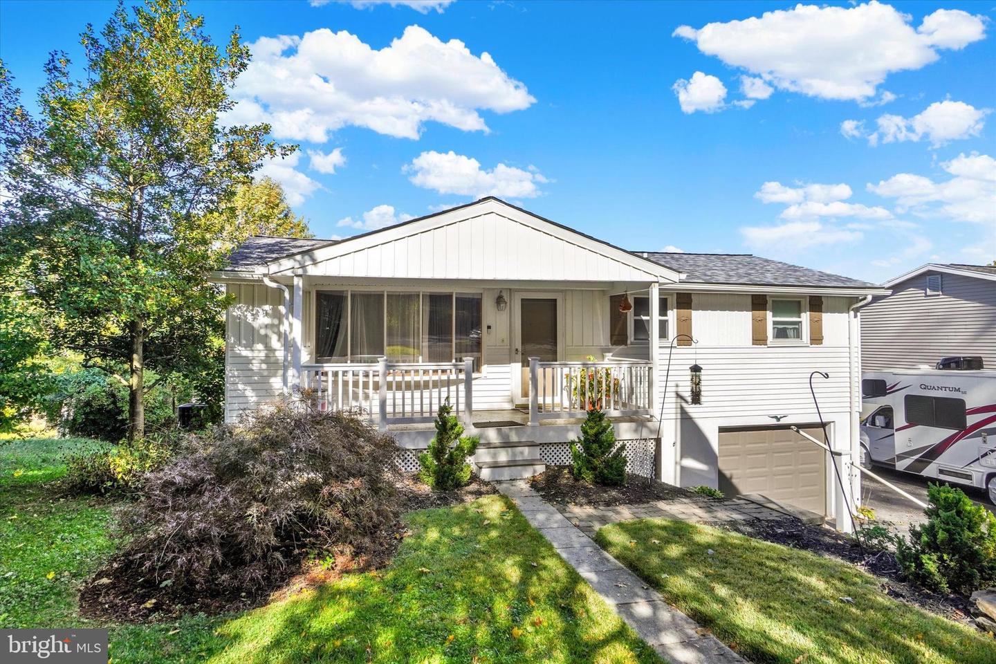 441 Woodland View Drive, York