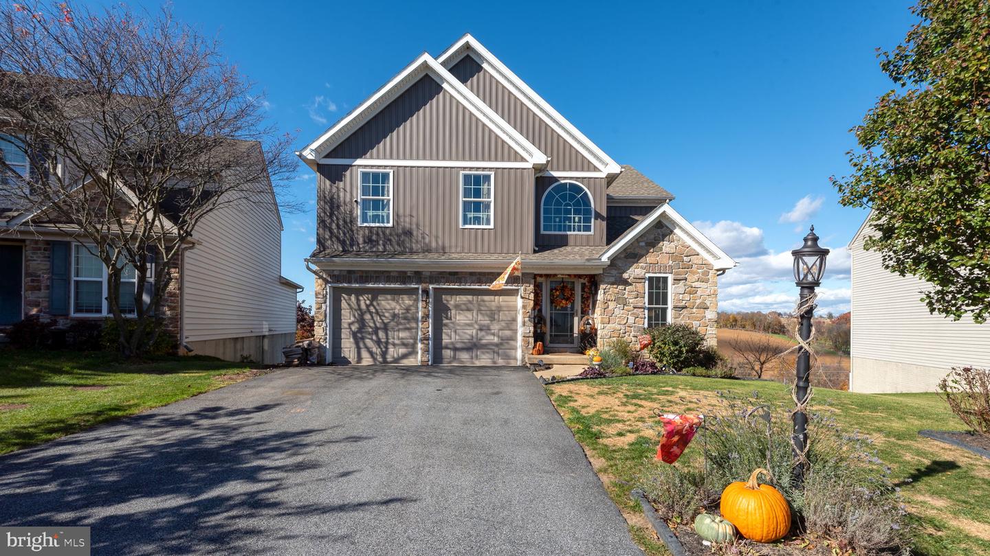 495 Thomas Armor Drive, Windsor