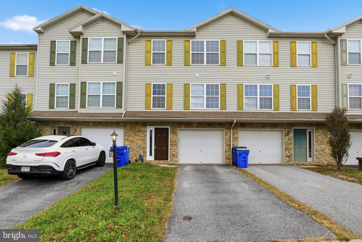 645 Fisher Drive, York