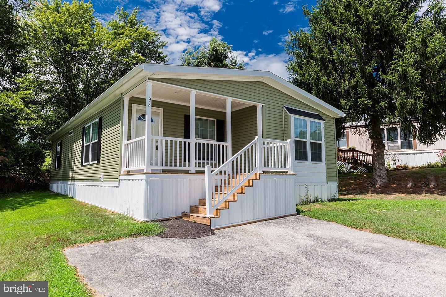 92 Cherokee Drive, Windsor