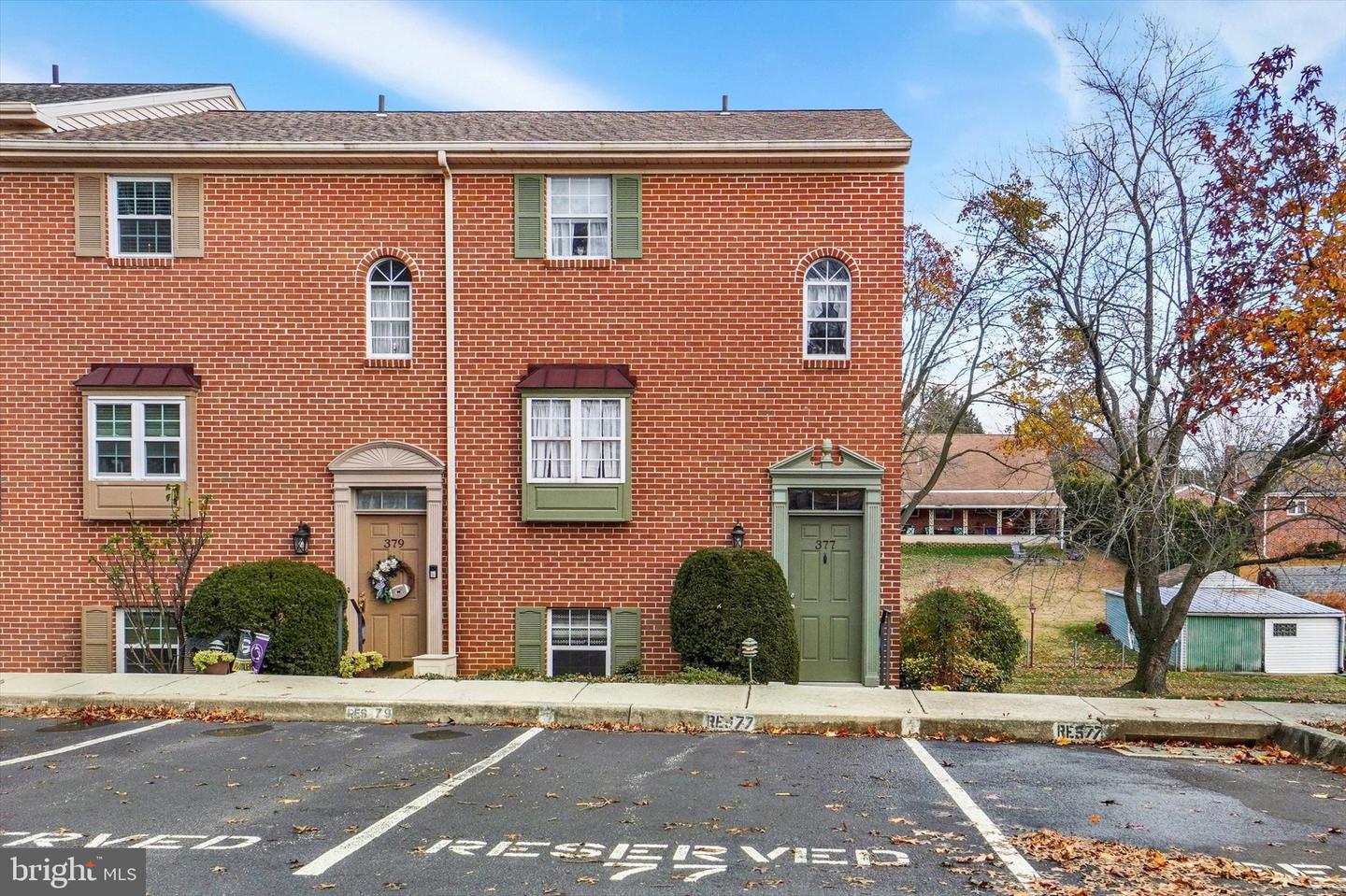 377 Weldon Drive, York