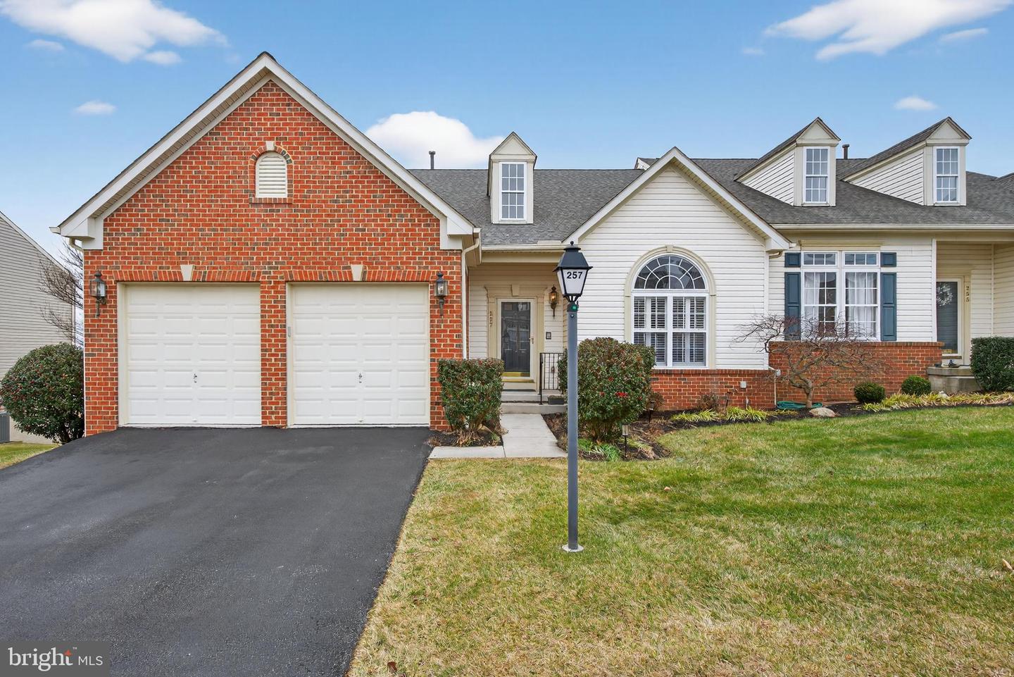 257 Prospect Circle, Shrewsbury