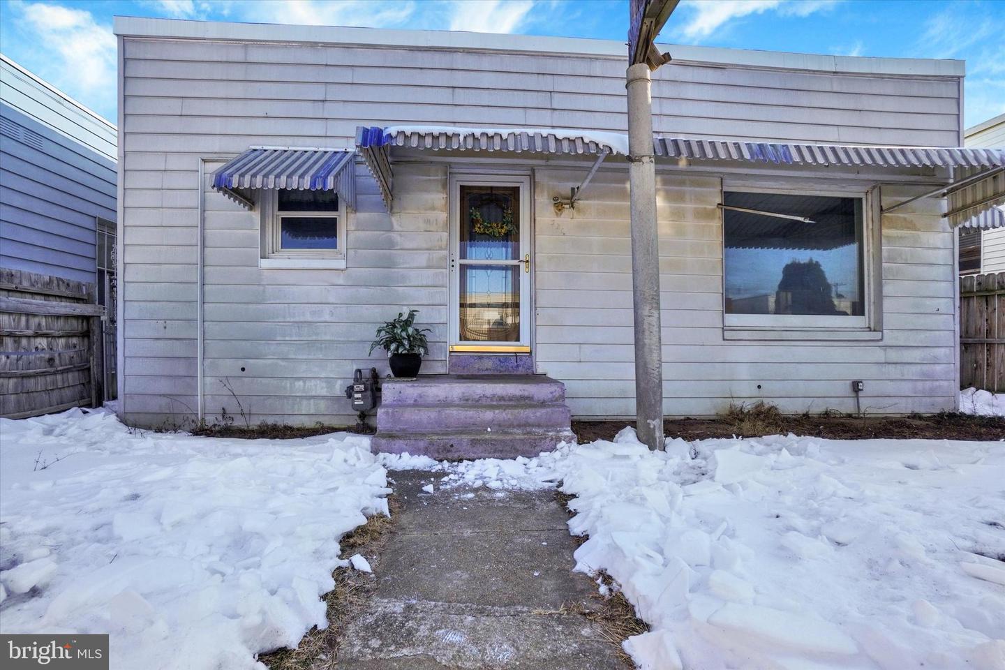 321 Fredrick Court, York