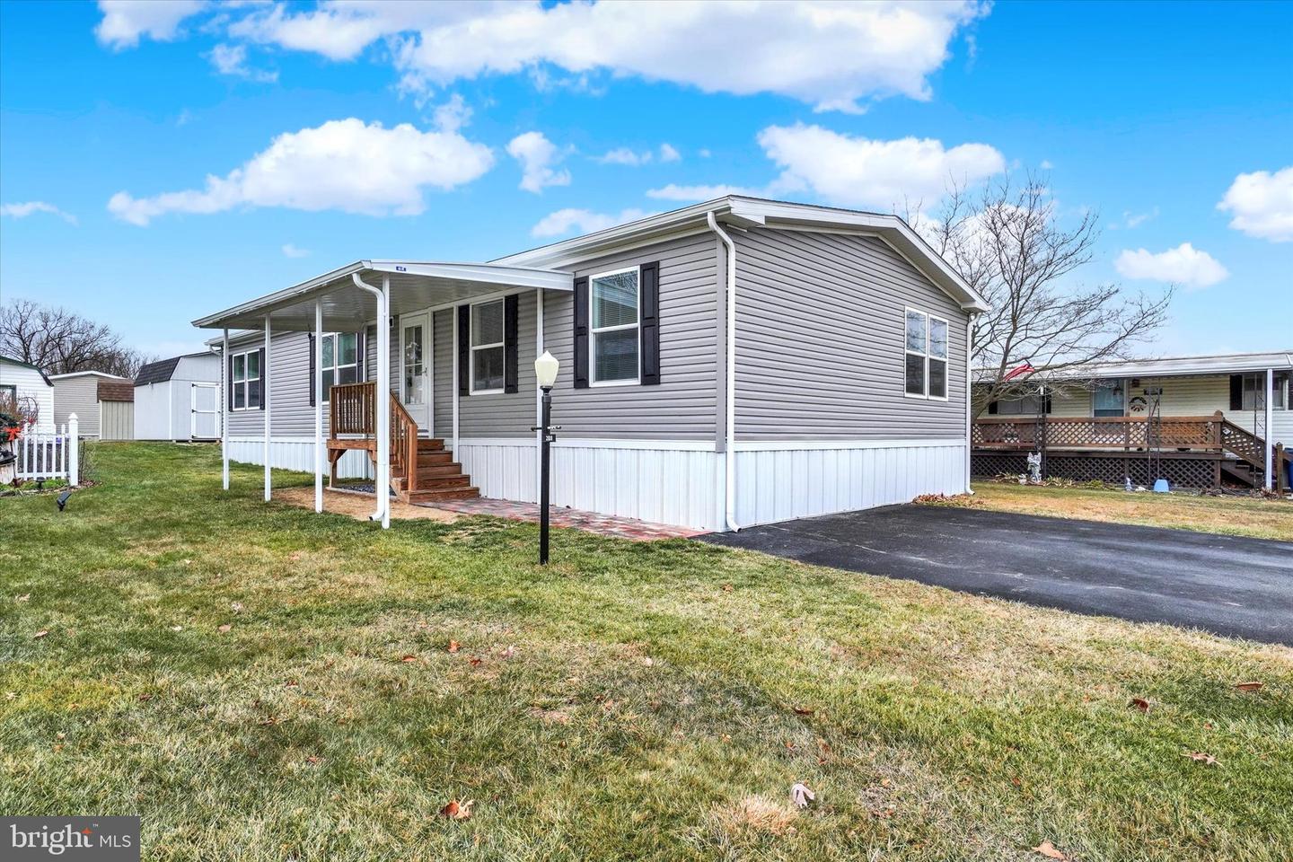 208 Country Ridge Drive, York
