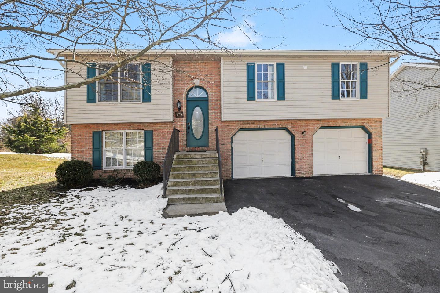 478 Chestnut Way, New Cumberland