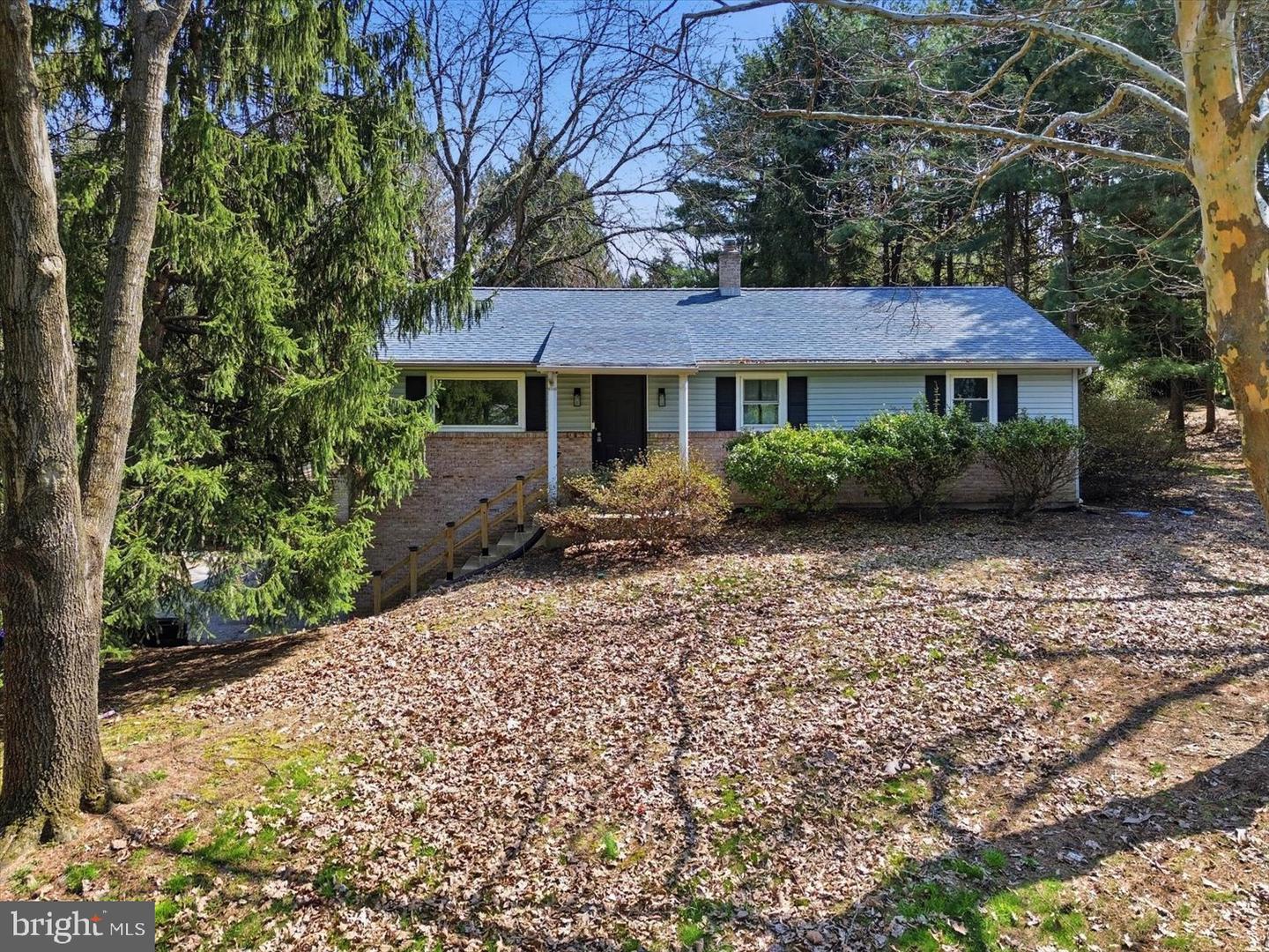 15 Catalina Drive, Mount Wolf