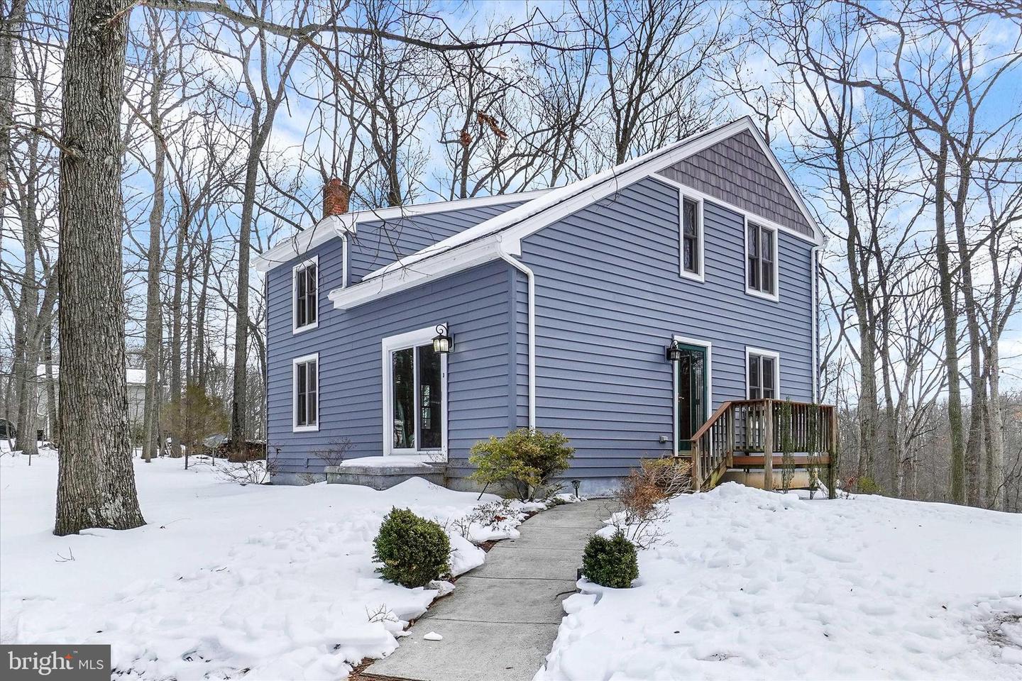 4219 Leann Drive, Glen Rock