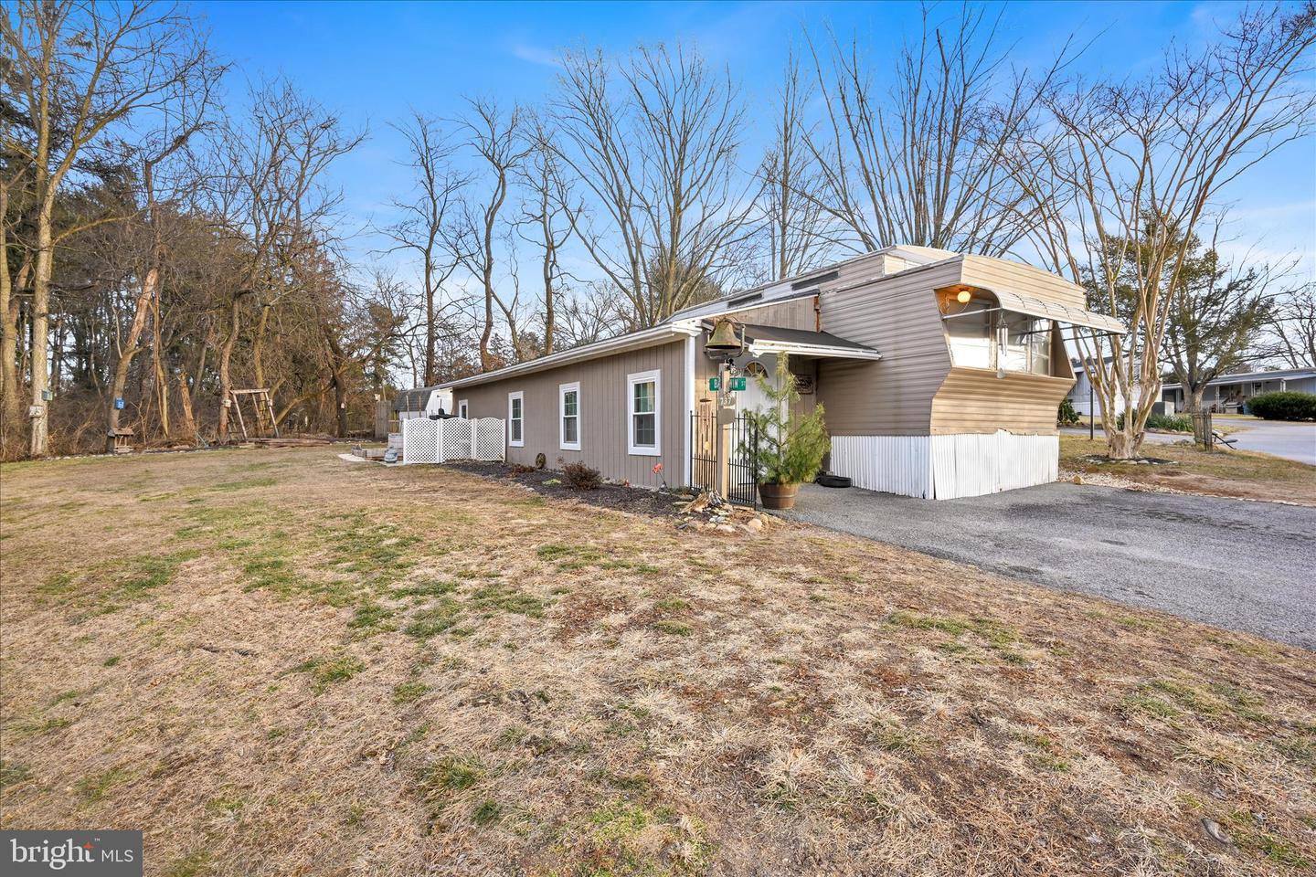 737 Lake Drive