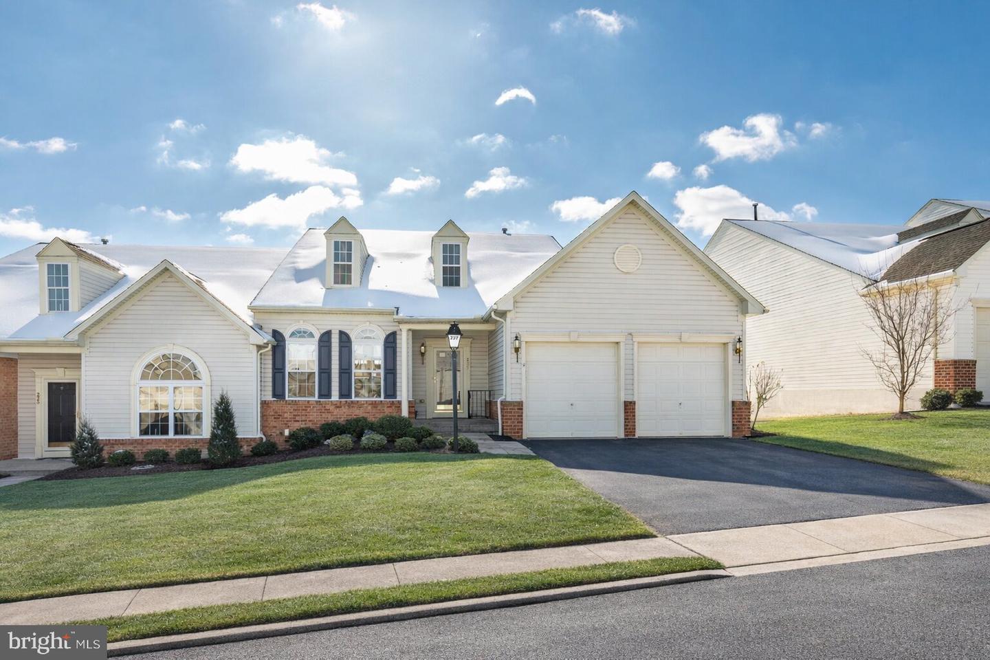 227 Fairmount Court #33