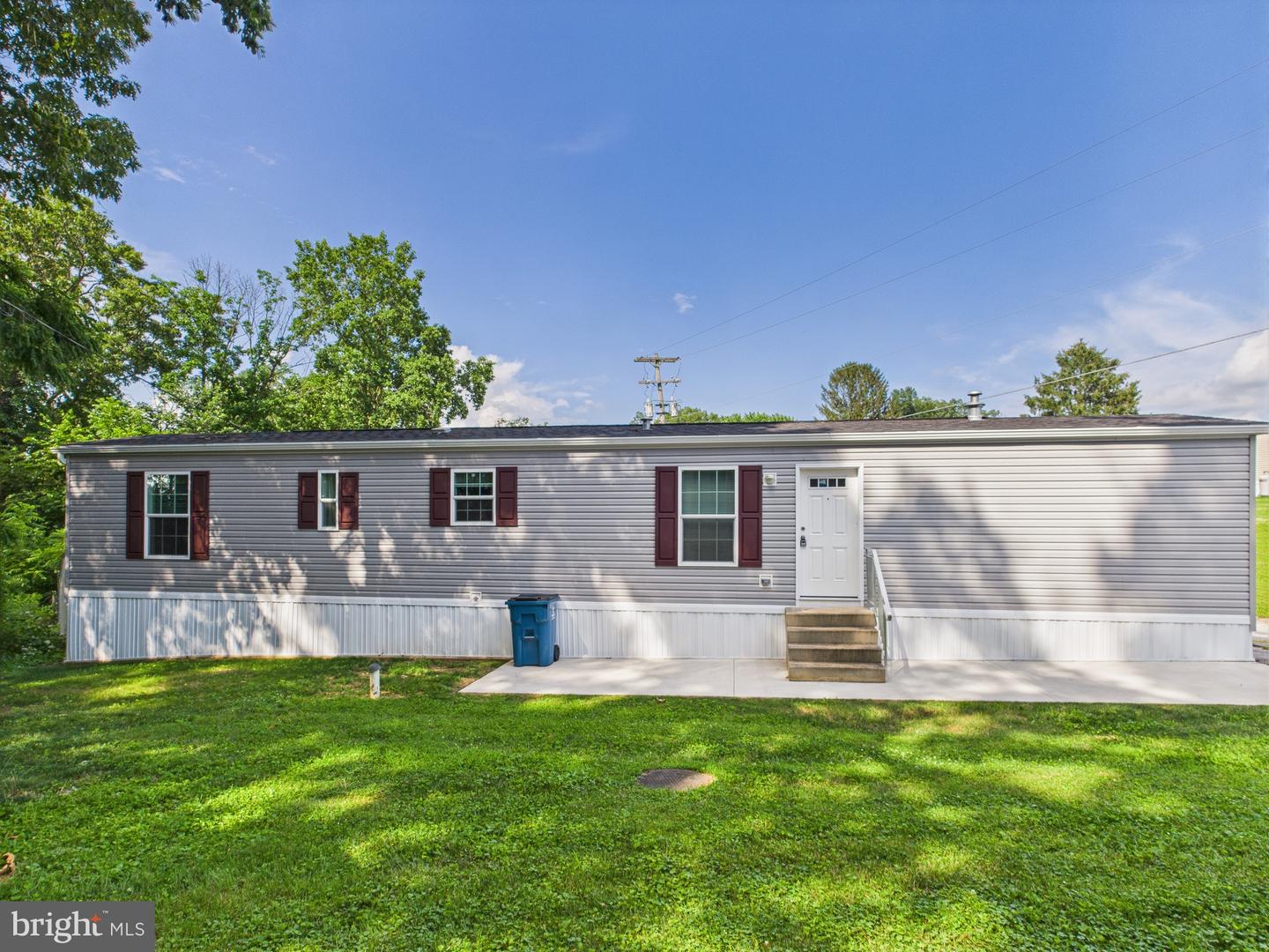 140 Rustique Drive, York