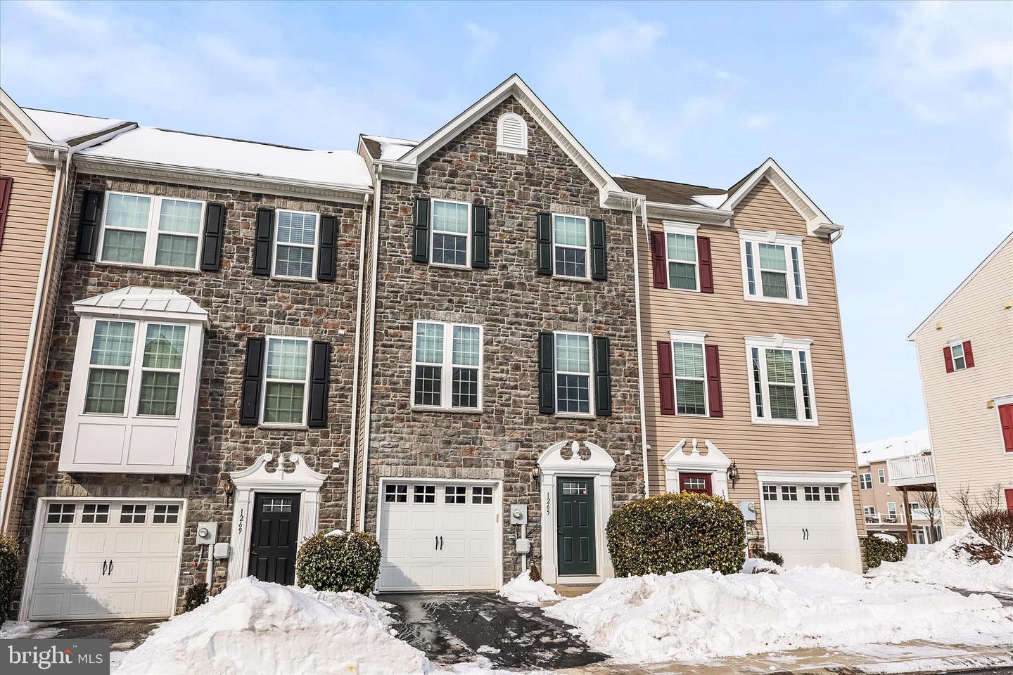 1265 Elderslie Lane, York